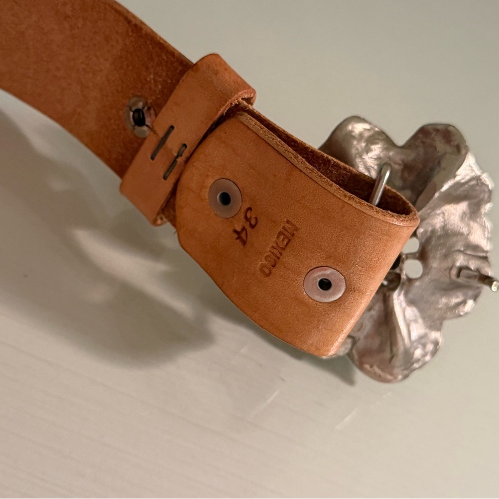 Tan Leather Belt with White/Light Blue Floral Buckle - Picture 4 of 4